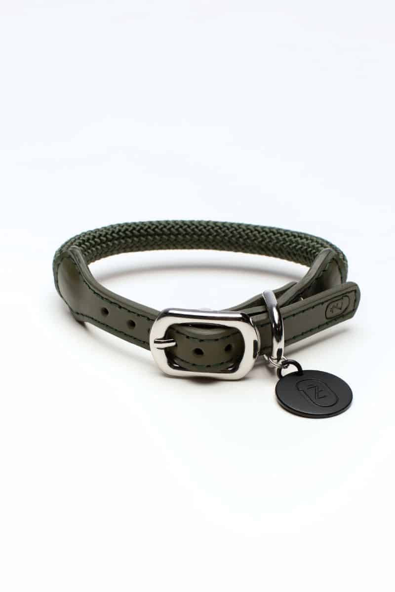 LOOP COLLAR IN ARMY GREEN