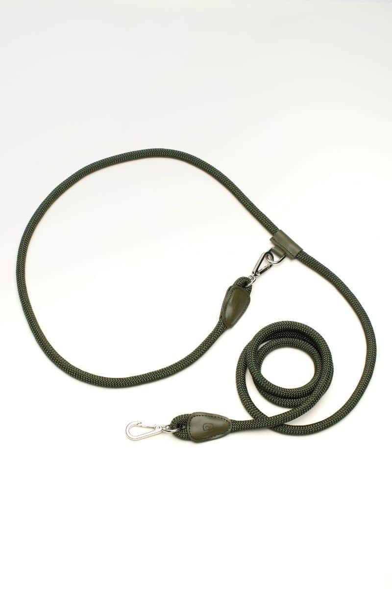 LOOP CROSSBODY LEASH IN ARMY GREEN